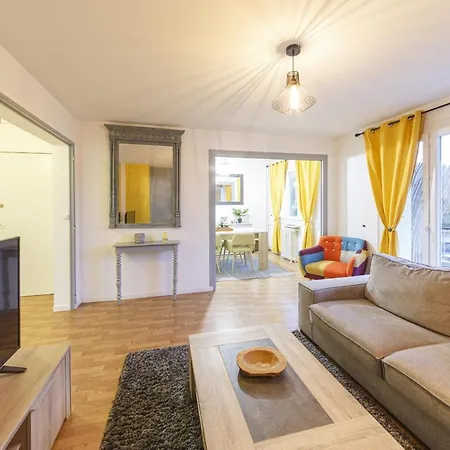 Logement Confortable - Chu - Quartier Doutre Apartament
